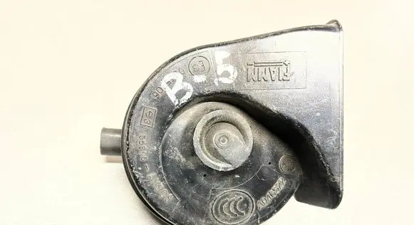 BMW 3 E90 E91 Horn signal A046522