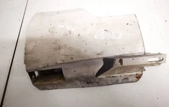 Volkswagen PASSAT B7 Side skirt rear trim 