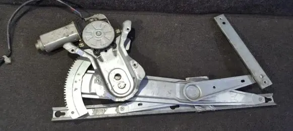 Sliding door window regulator with motor