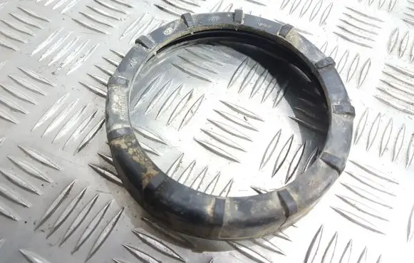 Volkswagen PASSAT B4 In tank fuel pump screw locking ring/nut KTO321201375A