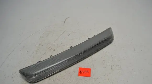 Toyota Avensis T270 Third/center stoplight 8157005110