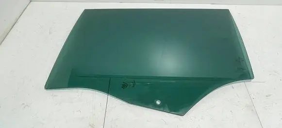 Volkswagen PASSAT B8 Rear door window glass 3G9845025A 42499 3G9845025E