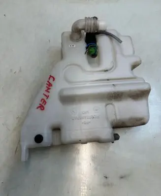 Mitsubishi Canter Windshield washer fluid reservoir/tank