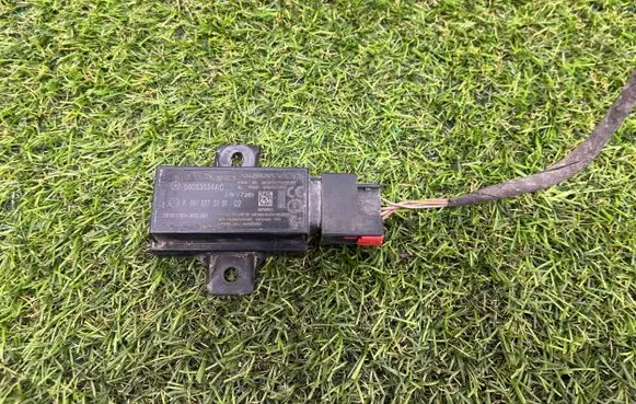 Mercedes-Benz S W221 Tire pressure control unit A0018275101 56053034AC