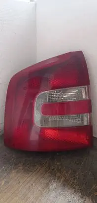 Skoda Octavia Mk2 (1Z) Rear/tail lights 1Z9945