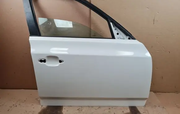 BMW X3 E83 Front door