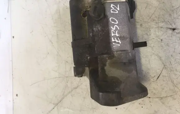 Toyota Corolla Verso E121 Starter motor 2810064430