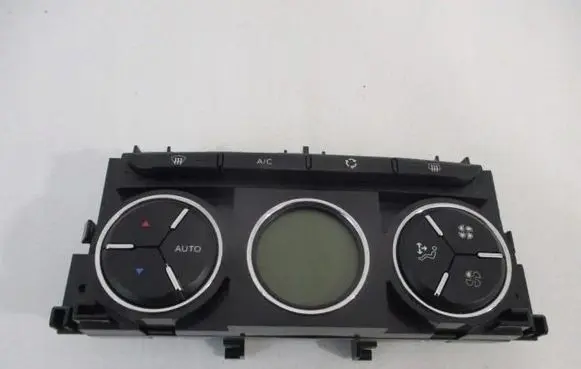 Citroen DS3 Climate control unit 96031720XT