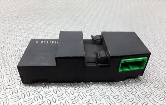 Volvo XC90 Comfort/convenience module P8691998