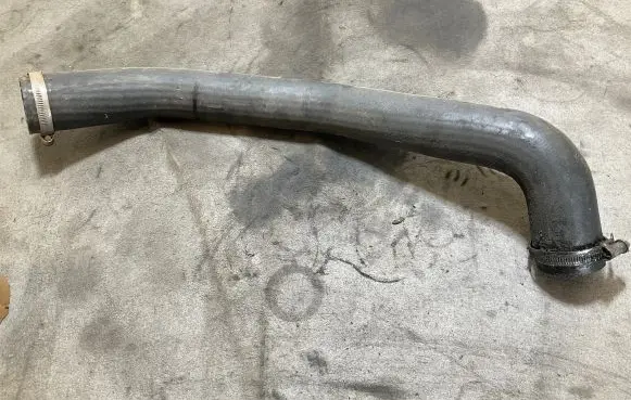 Renault Trafic II (X83) Intercooler hose/pipe
