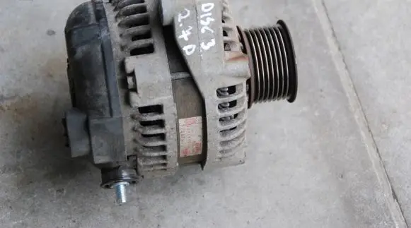 Land Rover Discovery 3 - LR3 Generator/alternator YLE500400
