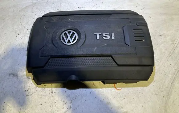 Engine cover (trim)