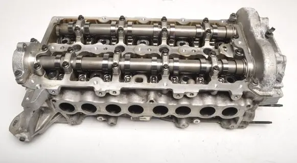 Volvo XC60 Engine head 32267570-002