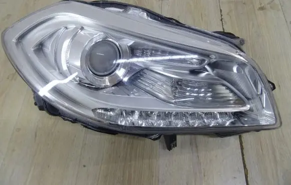 Suzuki Celerio Headlight/headlamp 10017735