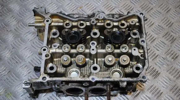 Subaru Outback Engine head AP25004