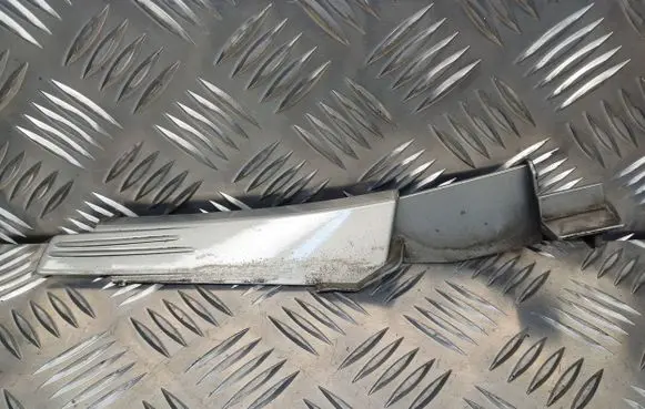 Opel Zafira B Fender end trim 13142286 315242409