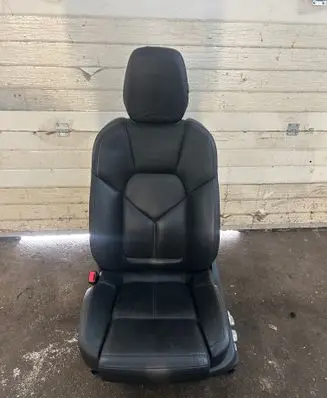 Porsche Cayenne (92A) Front driver seat 1154524563 154524563