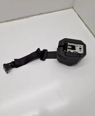 BMW X1 F48 F49 Front seatbelt 72117313385 7313385 7413987
