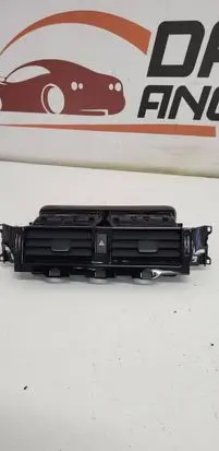Land Rover Discovery 5 Dash center air vent grill HY3211K656AA 653110