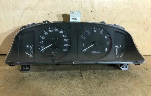 Toyota Corolla E110 Speedometer (instrument cluster) 838001E180 2573205120