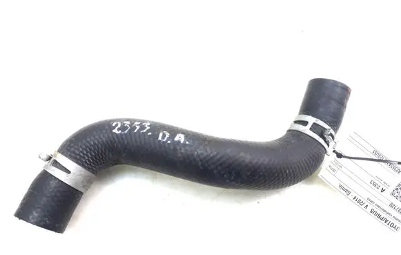 Toyota Prius+ (ZVW40) Engine coolant pipe/hose 1657237120