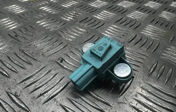 Audi A6 S6 C6 4F Airbag deployment crash/impact sensor 4F0955557A