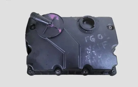 Volkswagen Polo IV 9N3 Rocker cam cover 045103475C