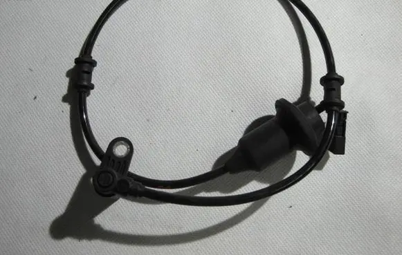Mercedes-Benz CL C215 ABS brake wheel speed sensor A2205401817