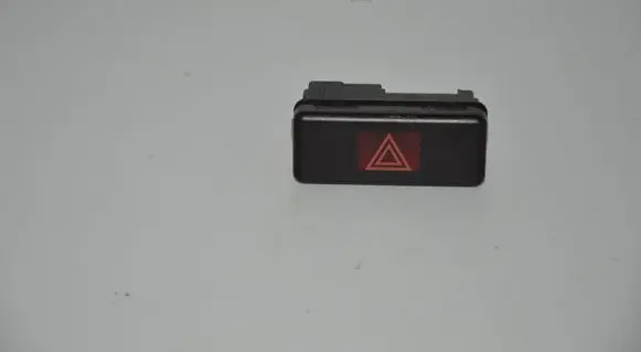 BMW 5 E39 Hazard light switch 8350947