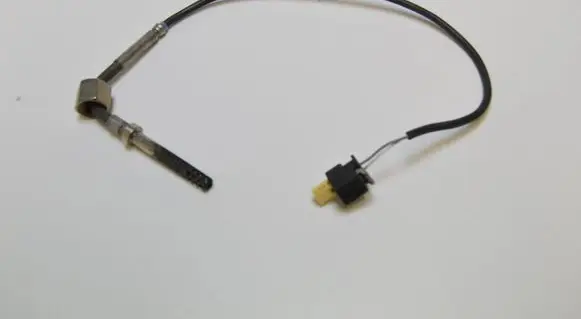 Mercedes-Benz C W204 Oil temperature sensor A0071537528