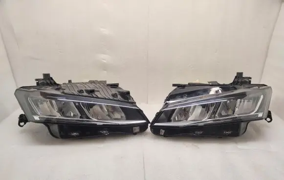 Peugeot 308 Headlight/headlamp