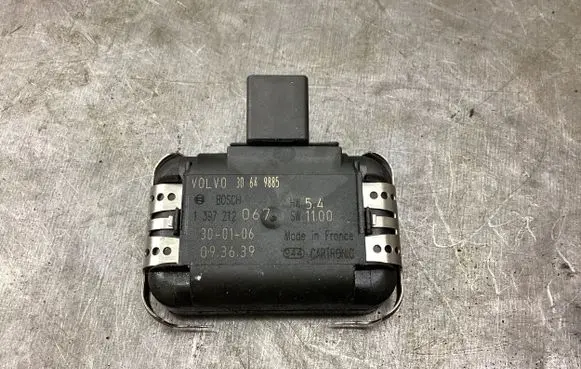 Volvo V70 Rain sensor 30649885 093639 1397212067