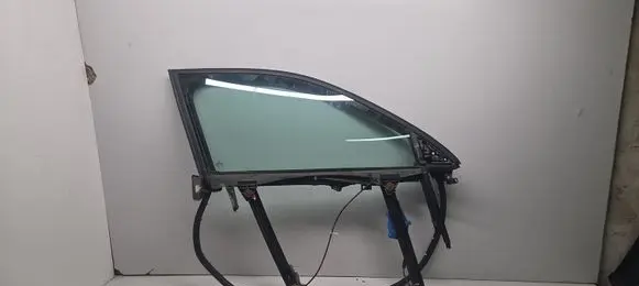 Audi A4 S4 B7 8E 8H Front door window/glass frame 8E0837462