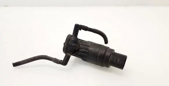 Audi A4 S4 B7 8E 8H Windscreen/windshield washer pump 1T0955651 000375