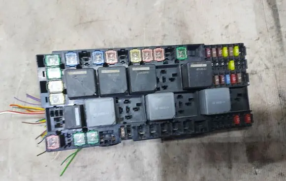 Ford Transit Custom Fuse box set BK2T14401