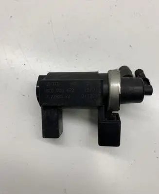 Audi A4 S4 B6 8E 8H Turbo solenoid valve 8E0906628 72290333