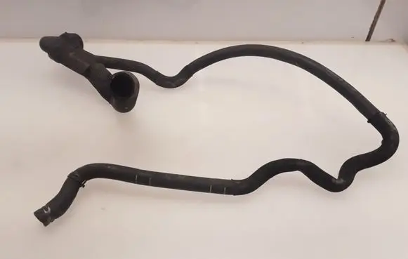 Opel Insignia A Engine coolant pipe/hose