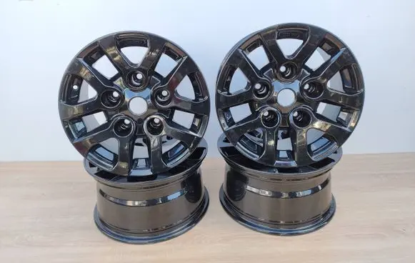Land Rover Defender R16 steel rim KBA50367