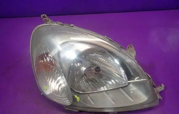 Toyota Yaris Verso Headlight/headlamp