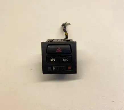 BMW 3 E90 E91 Hazard light switch 9132421