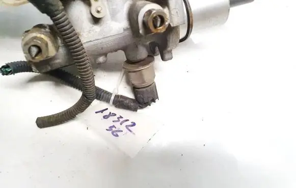 Chrysler 300 - 300C Master brake cylinder