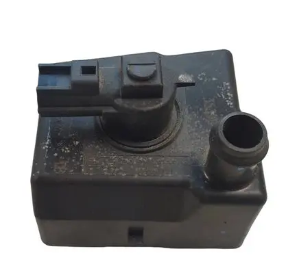 Ford Escape IV Active carbon filter fuel vapour canister HU5A9G676 HU5A9G676DB F903A