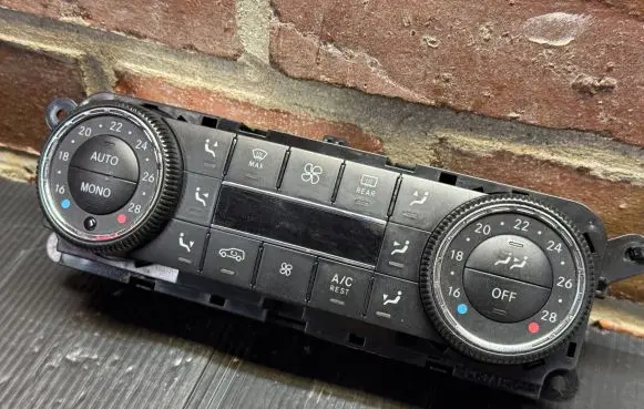 Mercedes-Benz R W251 Climate control unit A2518206089 5HB96491534 A2518702489