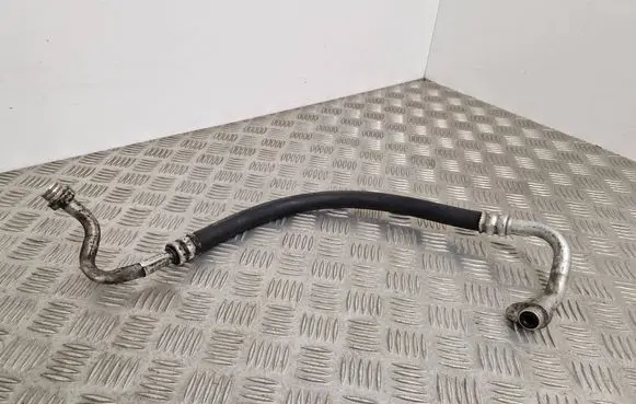 Air conditioning (A/C) pipe/hose