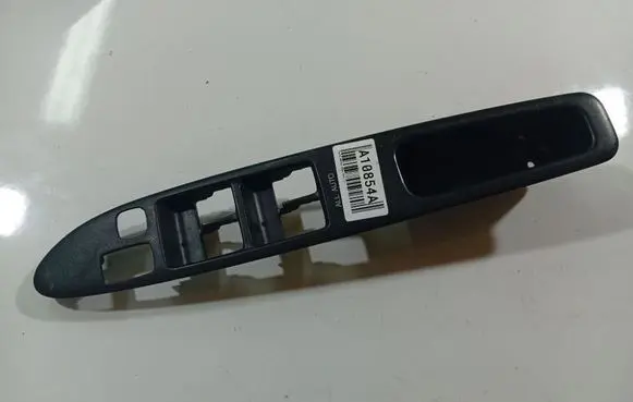 Toyota Avensis Verso Front door window switch trim 7423244130