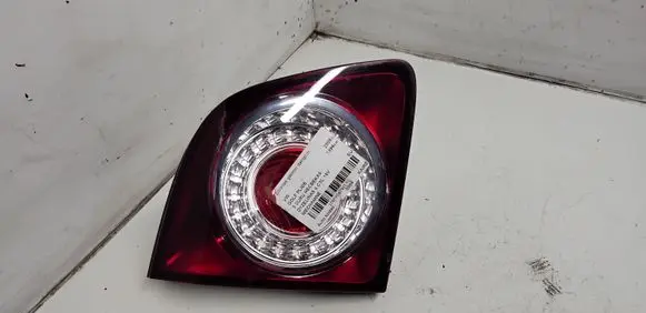 Volkswagen Golf Plus Tailgate rear/tail lights 5M0945093H