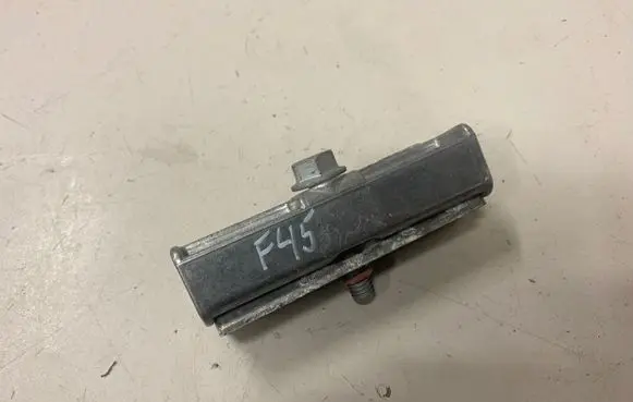BMW 2 F45 Battery bracket 9312294 BMW6121
