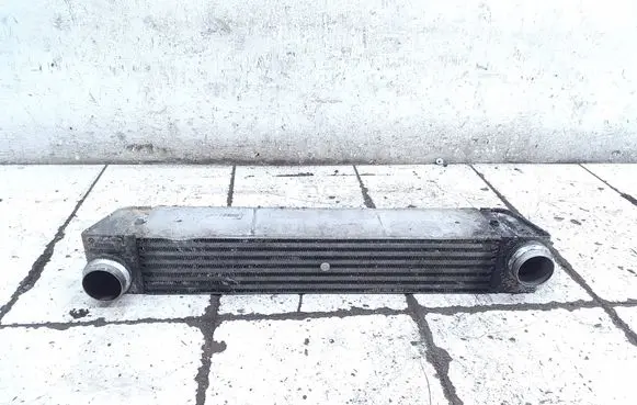 BMW 5 E60 E61 Intercooler radiator 7787446 17517787446