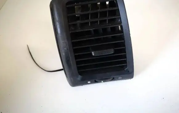Honda Accord Dash center air vent grill e6165131500 e616-5131-500