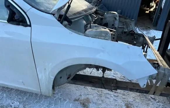Volvo S60 Fender